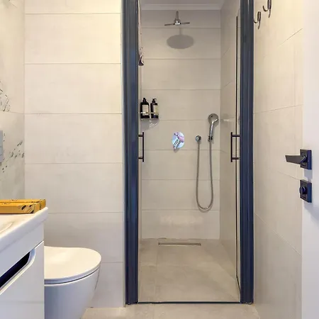 Qoople Ocean B55 - Spacious 2-bedroom Apartment